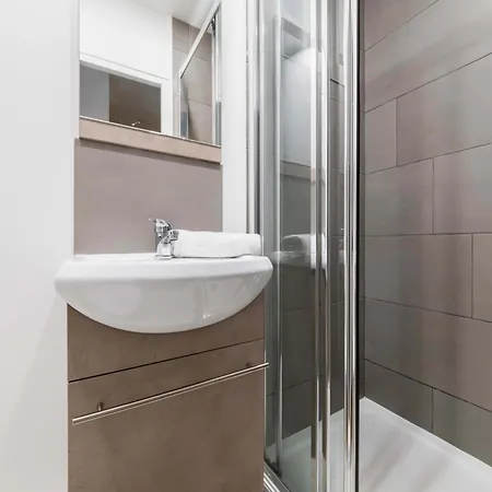 Apartment Studio Refait A Neuf Proche Metro - 19 - 2p Paris